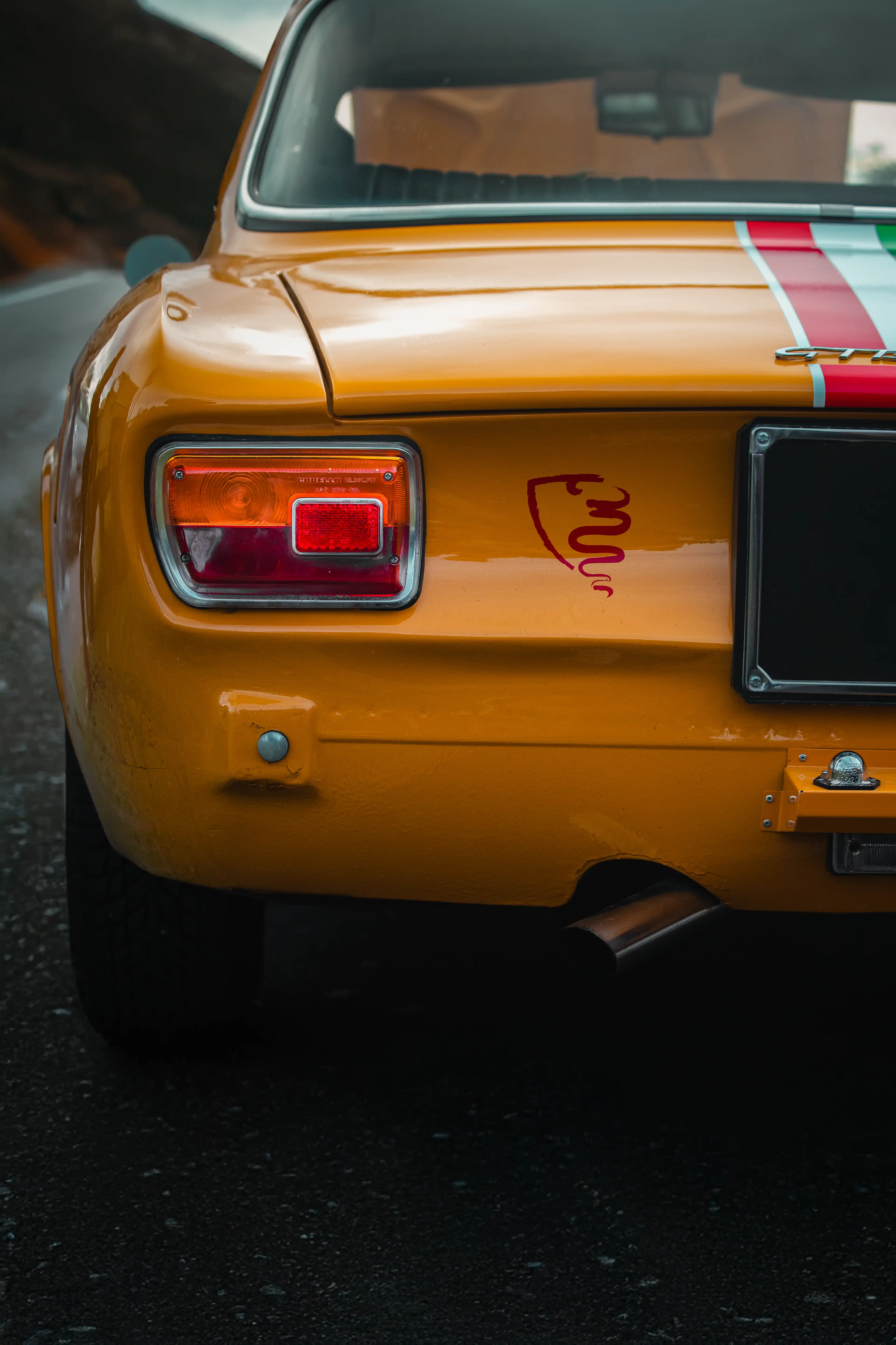 Alfa Romeo GT1300 Junior - Image 4