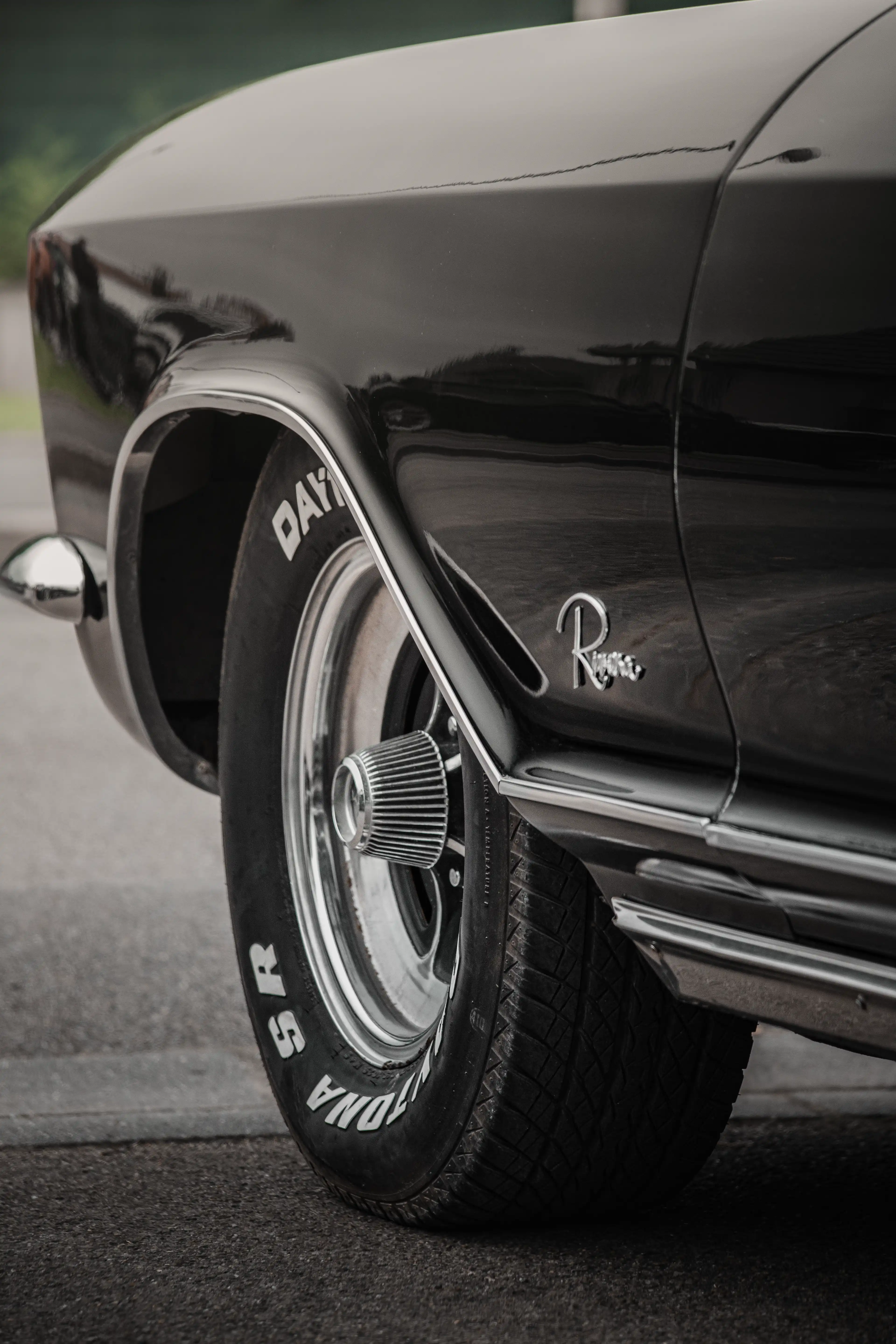 Buick Riviera - Image 2