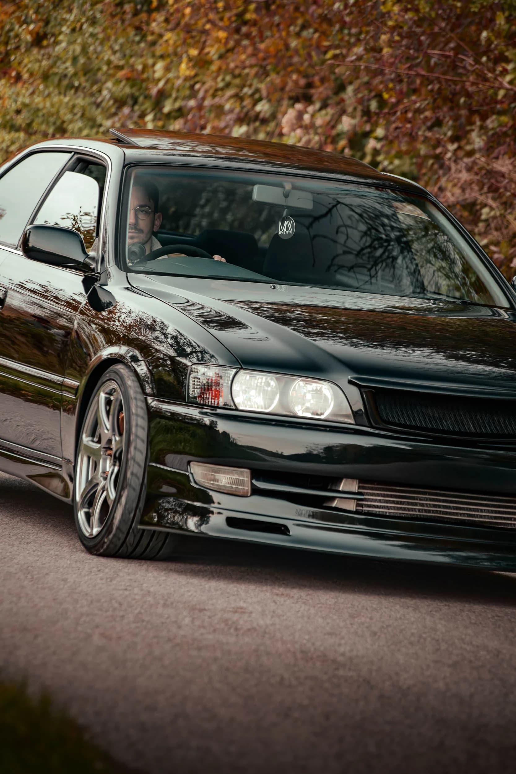 Toyota Chaser JZX100 rolling shot, série photo automobile Arthur Monteil