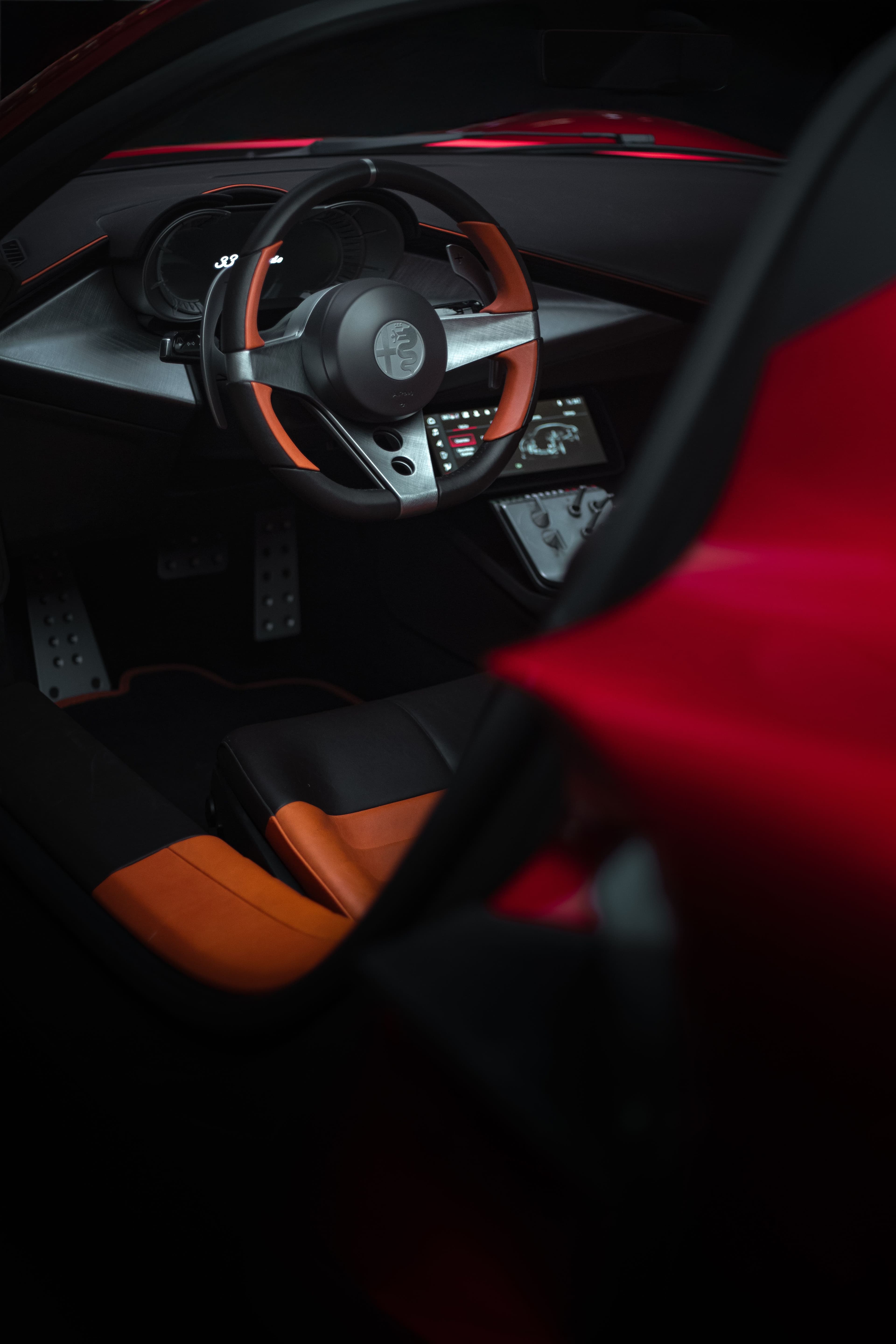 Intérieur de la nouvelle Alfa Romeo 33 Stradale au Mondial de l'Auto 2024